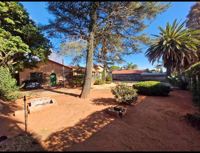 3 BEDROOM HOUSE FOR SALE IN BIRCH ACRES